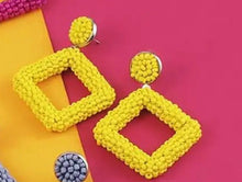 Load image into Gallery viewer, Beaded diamond (14 colors)