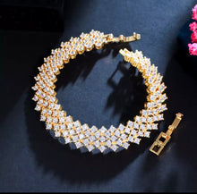 Load image into Gallery viewer, EVA