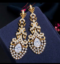 Load image into Gallery viewer, ROYALTY (INSTOCK) White & Yellow Gold