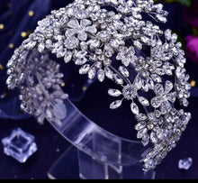 Load image into Gallery viewer, AUDREY