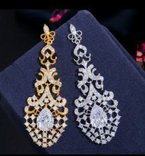 Load image into Gallery viewer, ROYALTY (INSTOCK) White & Yellow Gold