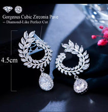 Load image into Gallery viewer, DOLLY