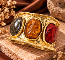 Load image into Gallery viewer, Gold 3 stone bracelet
