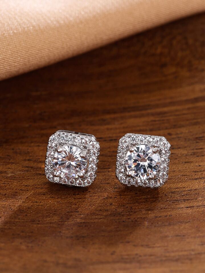 Everyday square studs