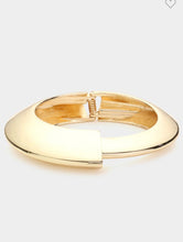 Load image into Gallery viewer, Golden Hinge bracelet
