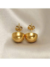 Load image into Gallery viewer, Gold round studs
