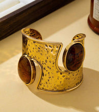 Load image into Gallery viewer, Brass &amp; Brown
