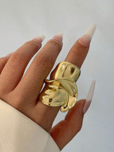 Load image into Gallery viewer, Large ring (gold)
