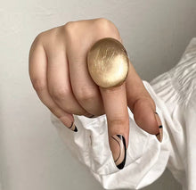 Load image into Gallery viewer, Brass ring
