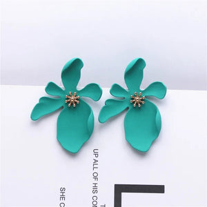 Green Flower stud