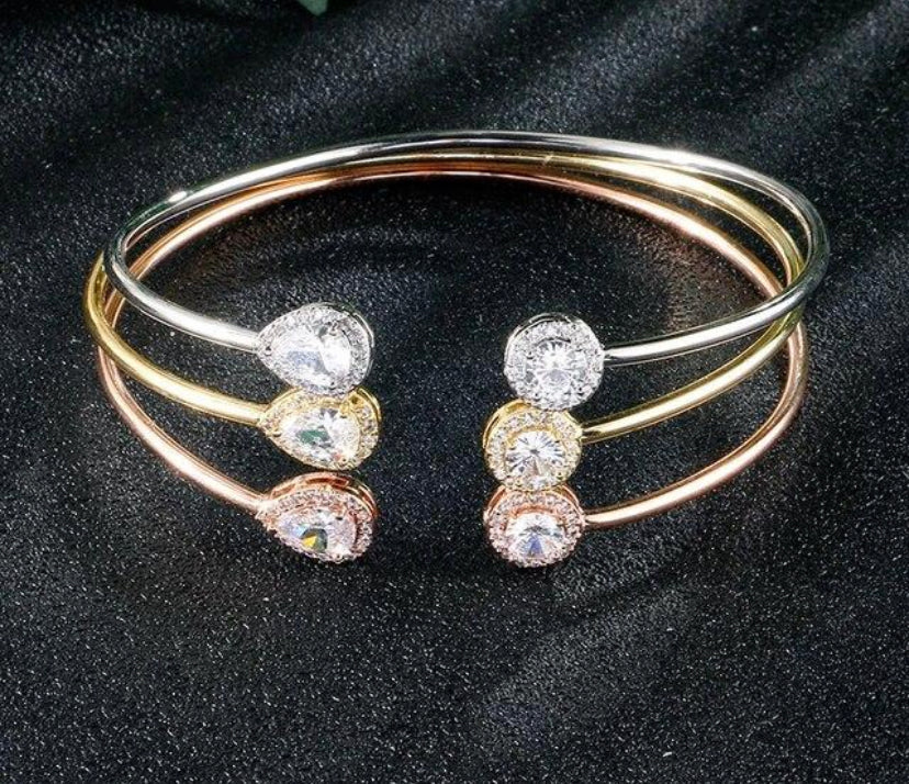 TEAR DROP diamond bangle(SILVER~ small)