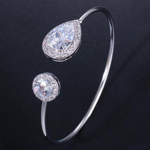 TEARDROP BANGLE (SILVER)  (Large)